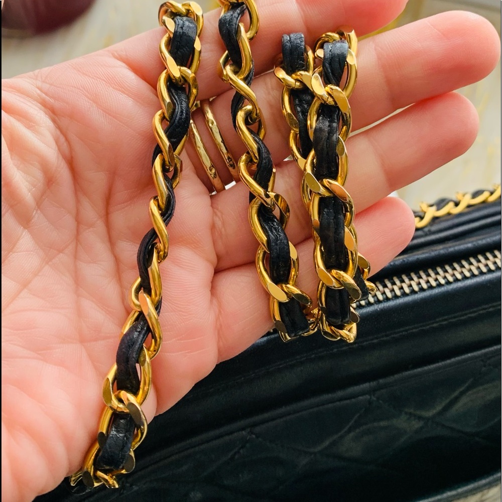 Chanel Camera Vintage Bag - Picture 4 of 15
